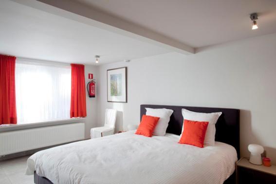 Bbmalpertuus Bed and Breakfast Kruisstraat Esterno foto